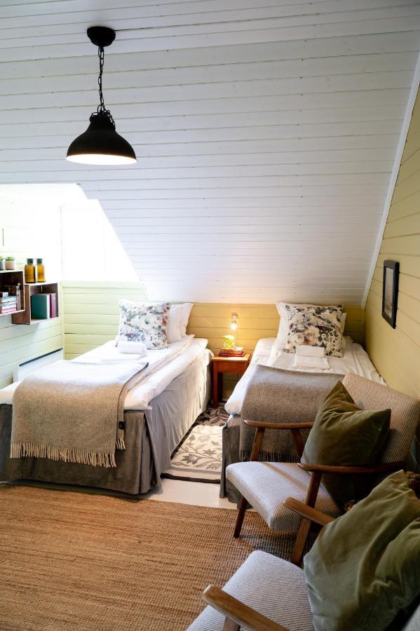 Fjaerland Fjordstove Hotell - Huseby Hotelldrift As Exterior foto